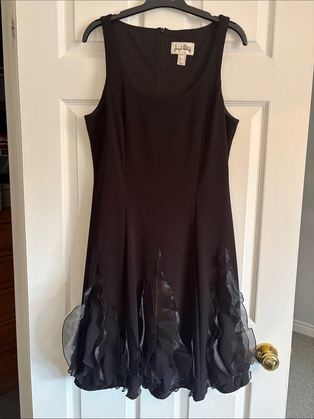 JOSEPH RIBKOFF Black Sleeveless Midi Dress with BEAUTIFUL Ruffle Hem